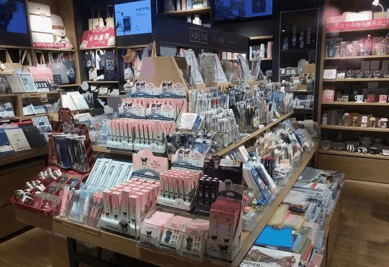 你的孩子熱衷“文具盲盒”嗎？警惕！一批中小學(xué)生正在“入坑”！